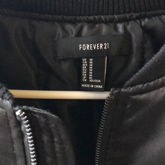 Bomber jacket - Picture 2 of 3